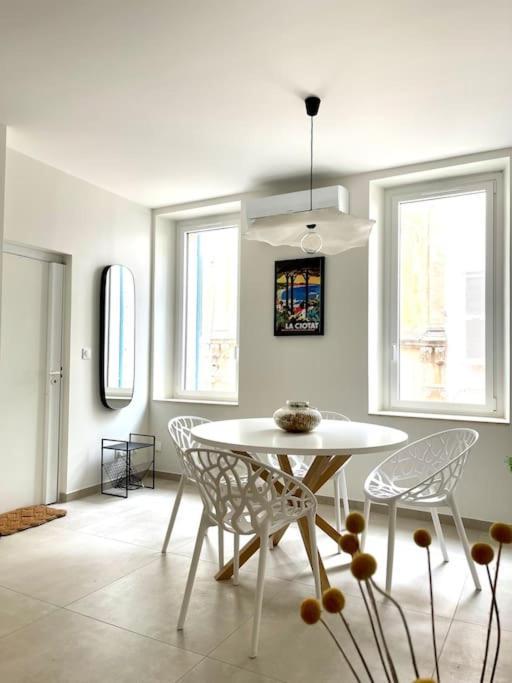 Appartement Moderne + Parking A 50M De La Mer 라시오타 외부 사진